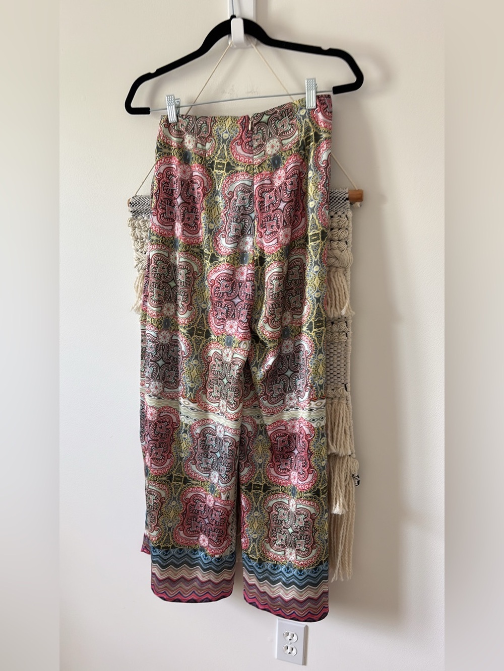 Ciebon Wide Leg Satin Palazzo Pants Multi Print Size XS - Picture 3 of 4
